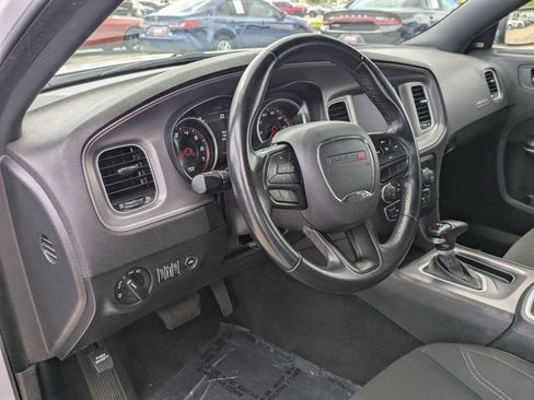 Used 2023 Dodge Charger SXT RWD image 9