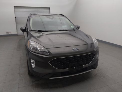 Used 2020 Ford Escape Titanium w/ Titanium Premium Package 2.0 image 14