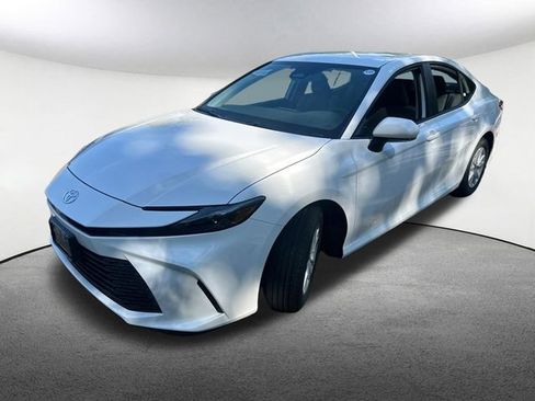New 2026 Toyota Camry LE FWD image 5