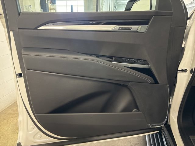Used 2025 Cadillac Escalade Sport w/ Touring Package AWD/4WD image 8