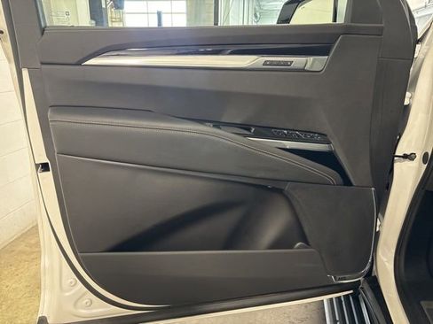 Used 2025 Cadillac Escalade Sport w/ Touring Package AWD/4WD image 8
