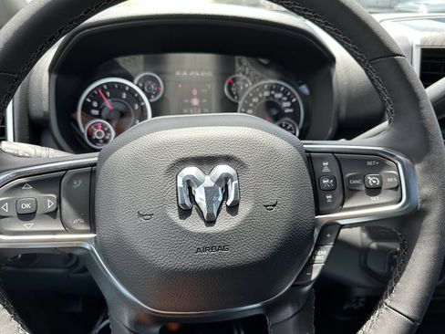 New 2026 RAM 3500 Big Horn AWD/4WD image 19
