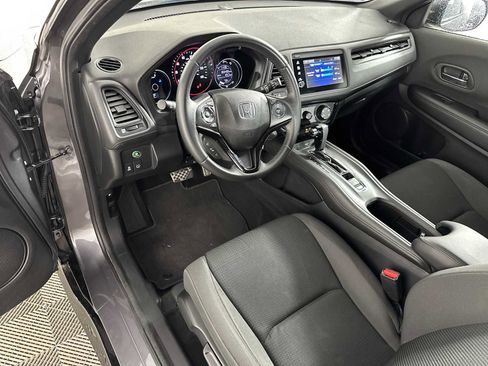 Used 2020 Honda HR-V Sport image 10