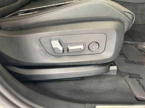 Used 2026 BMW X5 xDrive40i w/ Premium Package AWD/4WD image 28