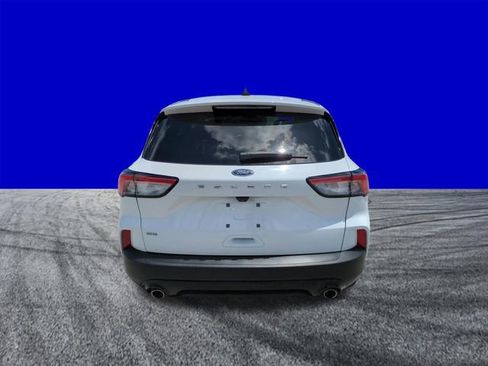 Certified 2021 Ford Escape SE w/ SE Sport Appearance Package FWD image 5