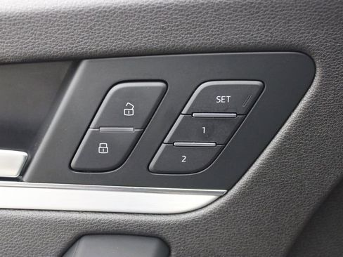 Used 2018 Audi SQ5 Premium Plus AWD/4WD image 20
