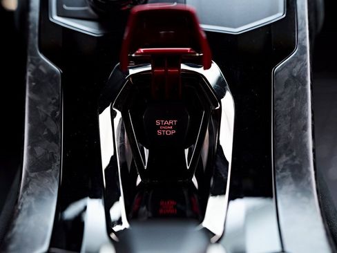 Used 2018 Lamborghini Huracan Performante image 83