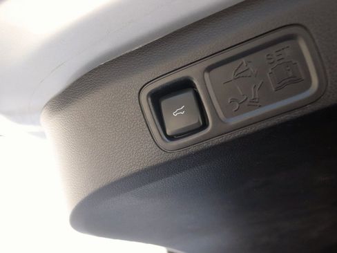 Used 2019 Ford Expedition Limited w/ Special Edition Package image 17