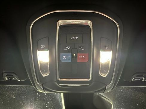 Used 2023 Jeep Wagoneer Series III w/ Convenience Group I image 37