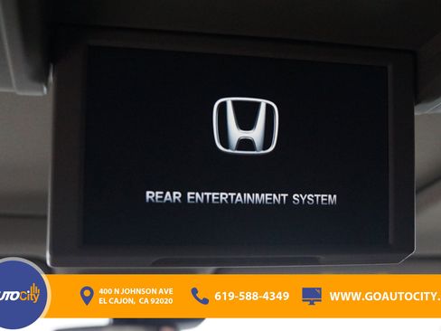 Used 2016 Honda Pilot Touring image 23