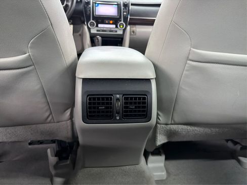 Used 2013 Toyota Camry XLE FWD image 24