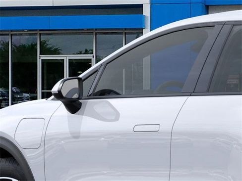 New 2026 Chevrolet Equinox EV LT image 12