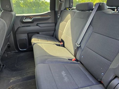 Used 2023 Chevrolet Silverado 1500 RST AWD/4WD image 18