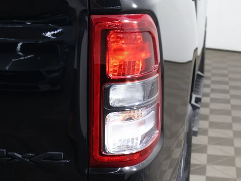 Used 2021 RAM 1500 Big Horn AWD/4WD image 13