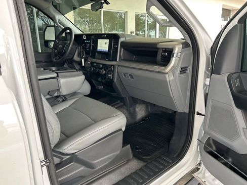 Used 2025 Ford F350 XL w/ XL Driver Assist Package AWD/4WD image 26