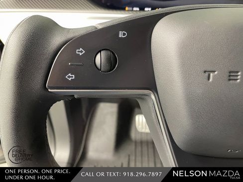 Used 2023 Tesla Model X Plaid image 23