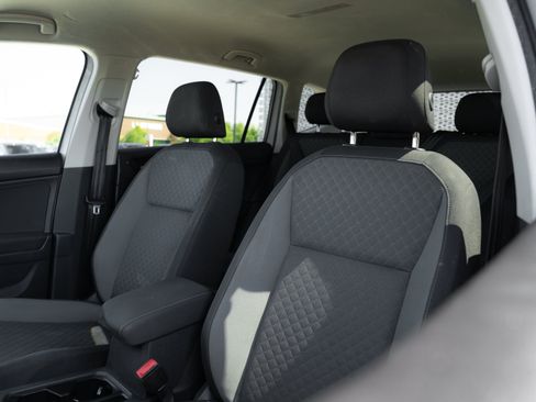 Used 2018 Volkswagen Tiguan S AWD/4WD image 20