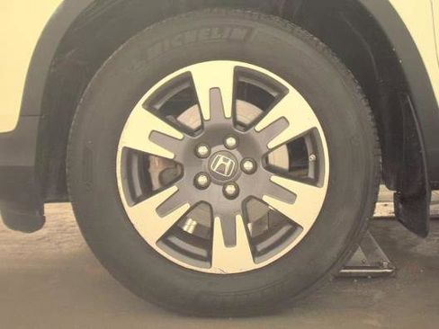 Used 2018 Honda Ridgeline RTL image 8
