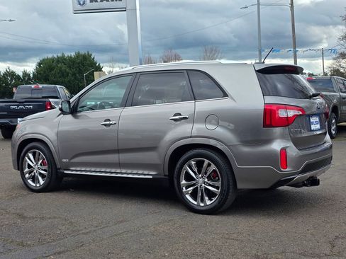 Used 2014 Kia Sorento SX w/ 3rd Row Package image 2