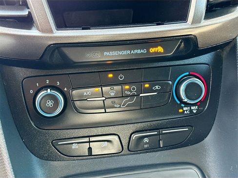 Used 2023 Ford Transit Connect XL image 15