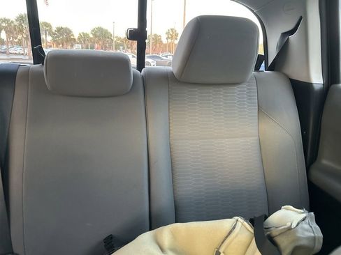 Used 2019 Toyota Tacoma SR w/ SR Convenience Package image 14