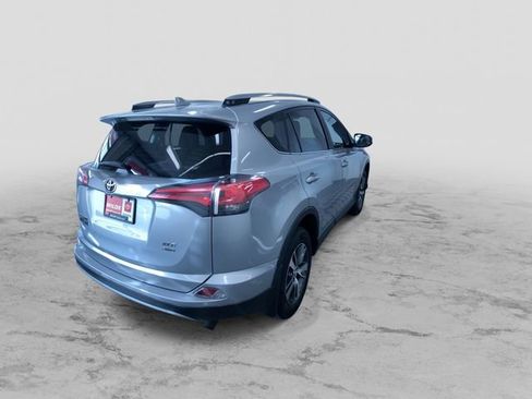 Certified 2017 Toyota RAV4 XLE image 9