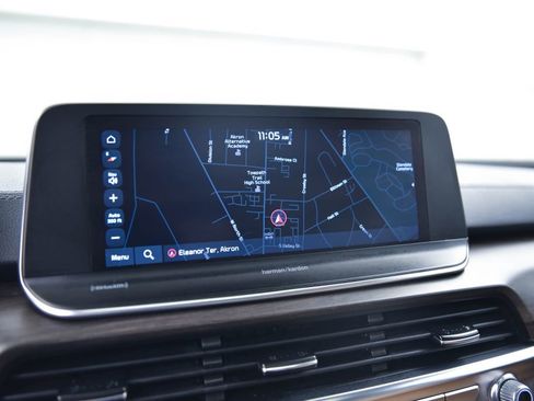 Used 2022 Kia Telluride SX w/ Towing Package image 19