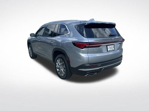Used 2025 Buick Enclave Preferred FWD image 7