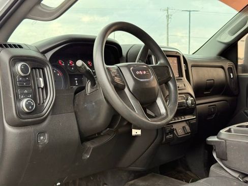 Used 2020 GMC Sierra 2500 SLE w/ Convenience Package image 19