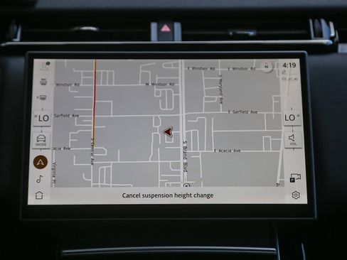 Used 2026 Land Rover Range Rover Velar S image 10