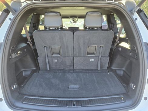 Used 2024 Jeep Grand Cherokee L Laredo image 18