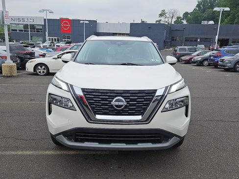 Certified 2023 Nissan Rogue SV w/ SV Premium B Package AWD/4WD image 2