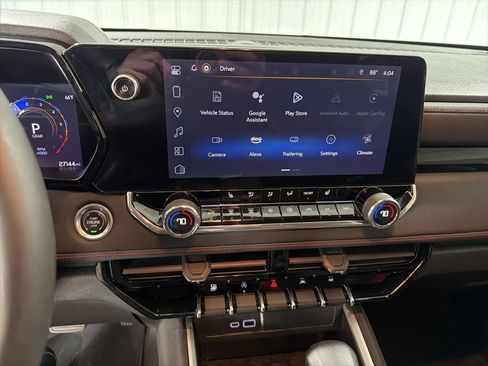 Used 2024 Chevrolet Colorado Z71 w/ Z71 Convenience Package 2 image 24