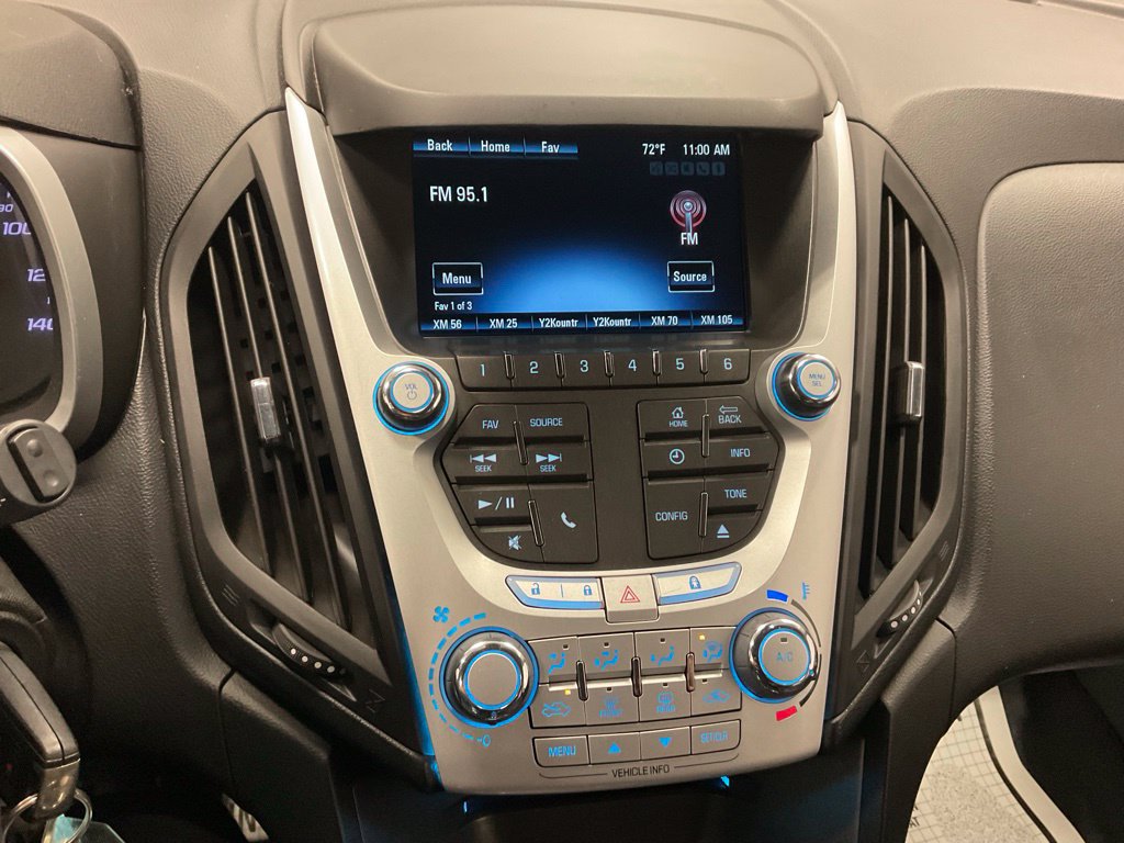 Used 2015 Chevrolet Equinox LT w/ Driver Convenience Package AWD/4WD image 13