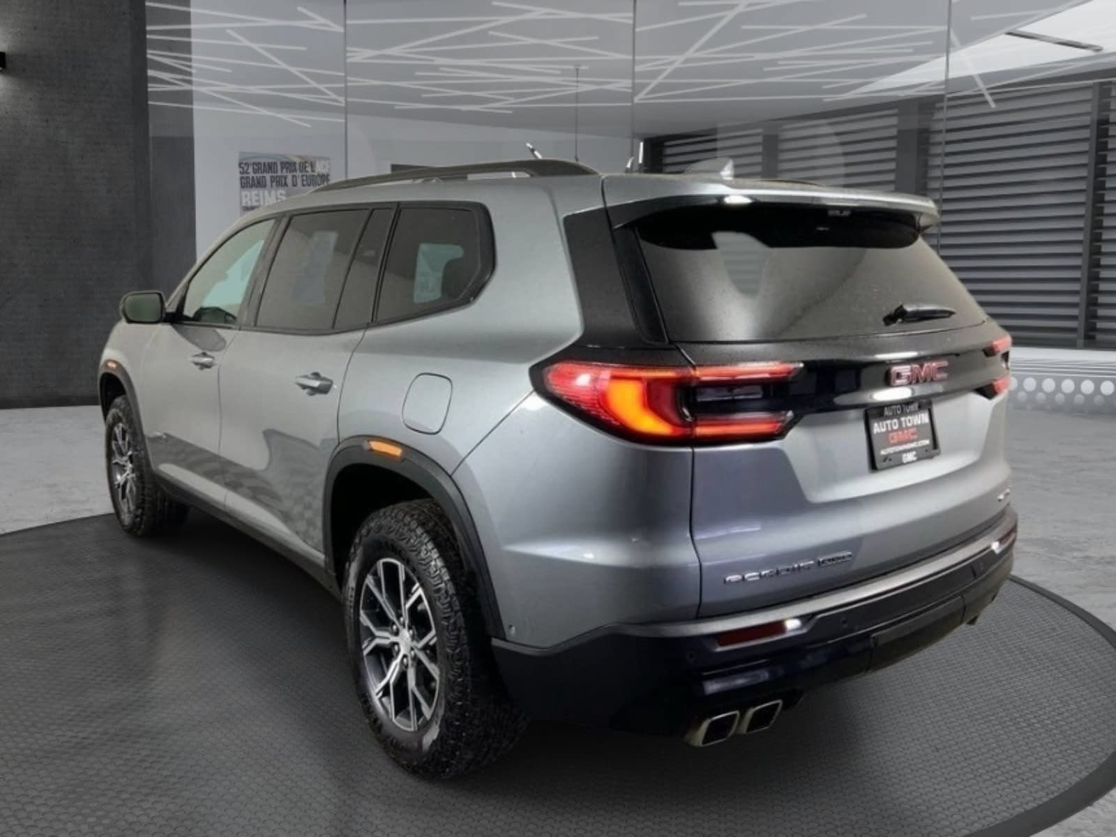 Used 2024 GMC Acadia AT4 w/ Super Cruise Package AWD/4WD image 7