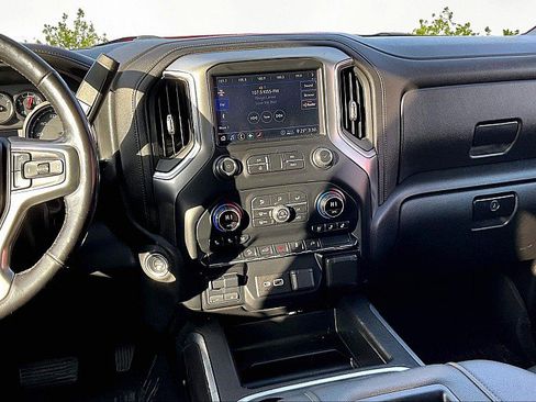 Used 2020 Chevrolet Silverado 2500 LTZ AWD/4WD image 10