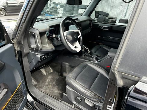 Used 2024 Ford Bronco Badlands AWD/4WD image 16