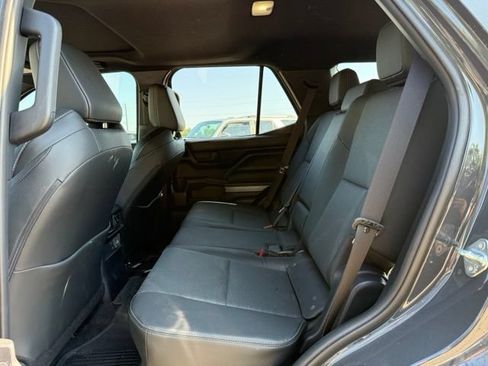 Used 2025 Toyota 4Runner TRD Sport Premium w/ Tow Technology Package AWD/4WD image 15