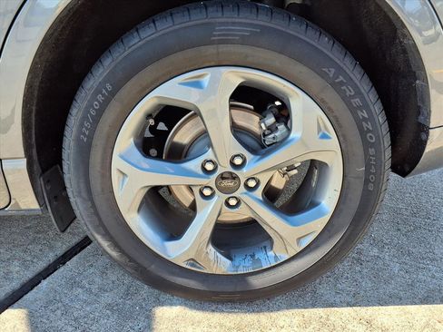 Certified 2024 Ford Escape ST-Line image 30