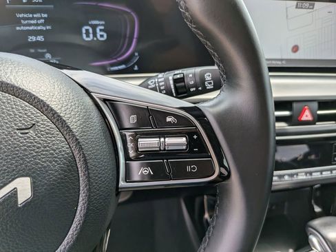 Certified 2025 Kia Seltos S FWD image 29