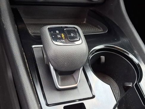 Certified 2023 Nissan Rogue SV image 15