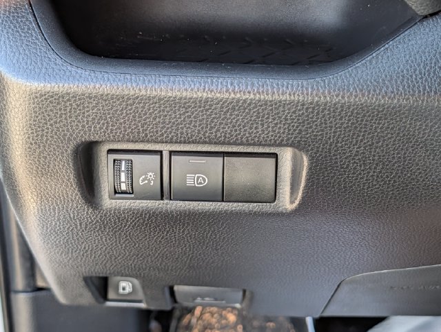 Certified 2025 Toyota RAV4 XLE AWD/4WD image 22