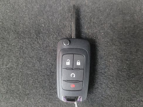 Used 2015 Buick Encore Convenience FWD image 32