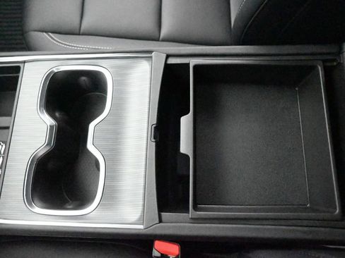 New 2026 GMC Acadia Elevation w/ Elevation Premium Package AWD/4WD image 15