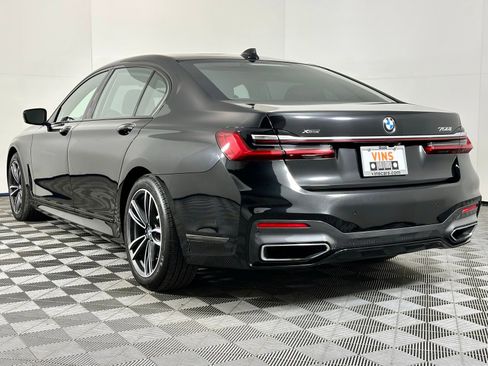 Used 2021 BMW 750i xDrive w/ Luxury Rear Seating Package image 38