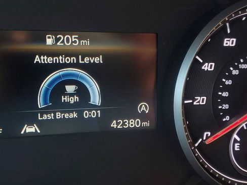 Used 2022 Hyundai Santa Fe SEL w/ Cargo Package image 23