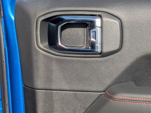 New 2025 Jeep Wrangler Unlimited Rubicon image 31