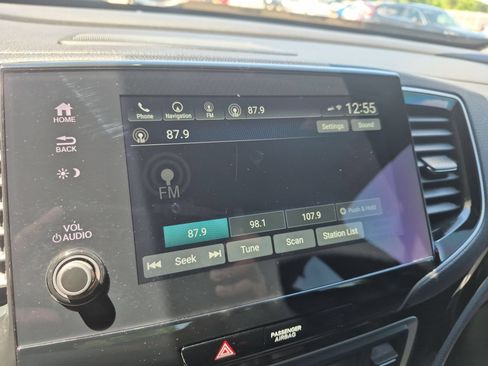Used 2022 Honda Passport Elite image 18