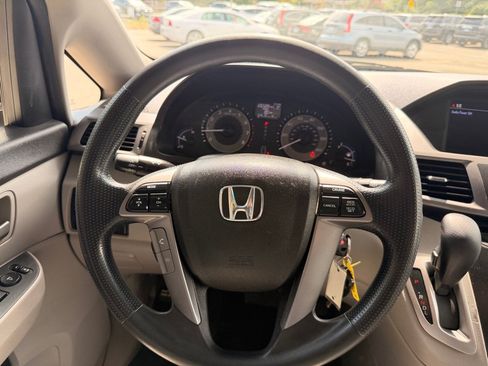 Used 2012 Honda Odyssey EX image 21
