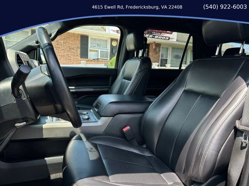 Used 2019 Ford Expedition Max XLT w/ Equipment Group 201A AWD/4WD image 10